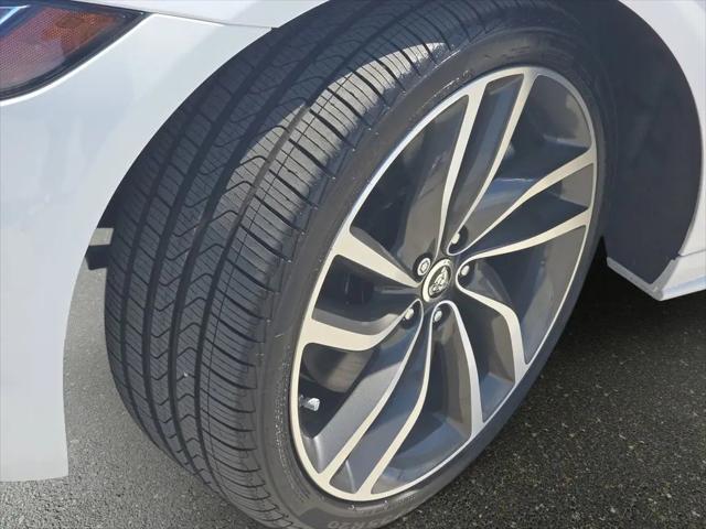 2024 Jaguar XF R-Dynamic SE P250 AWD Automatic