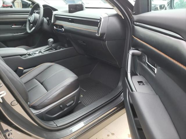 2026 Mazda CX-50 Hybrid Premium Plus