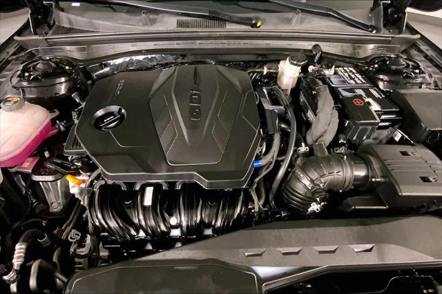 2025 Kia K5 LXS