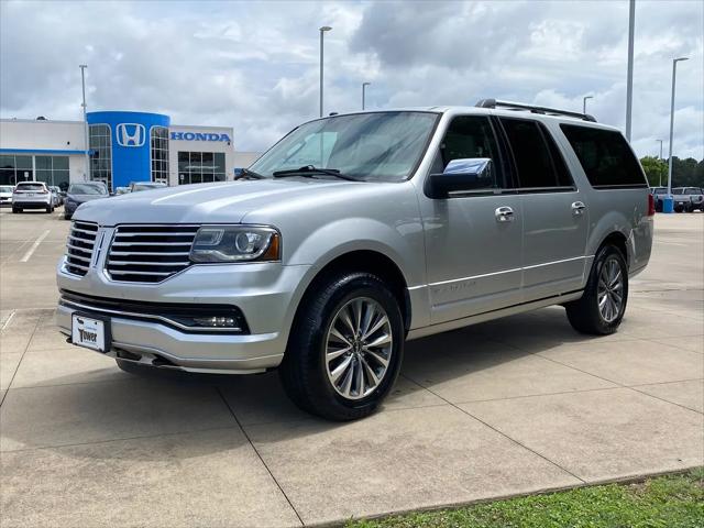 2017 Lincoln Navigator L Select