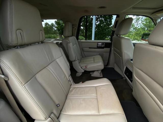 2017 Lincoln Navigator L Select