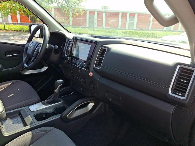 2024 Nissan Frontier Crew Cab SV 4x2