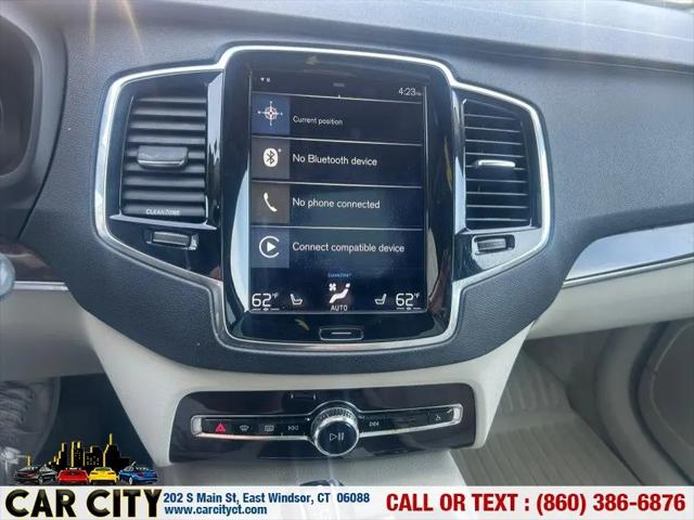 2016 Volvo XC90 T6 Momentum