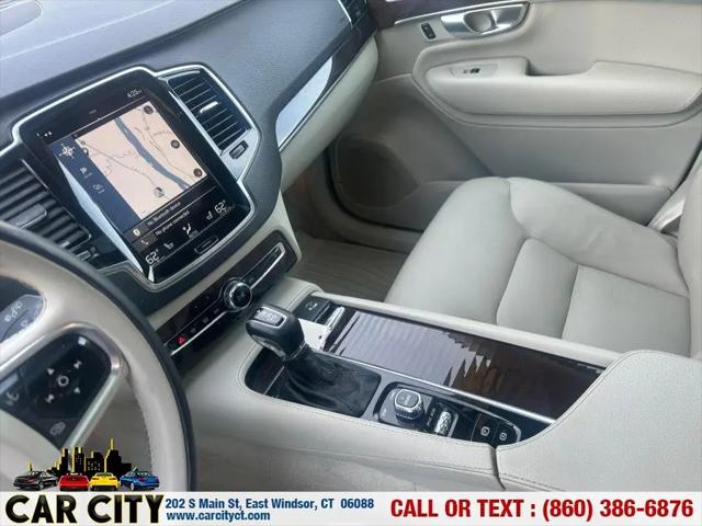 2016 Volvo XC90 T6 Momentum