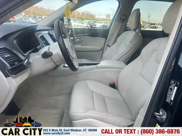 2016 Volvo XC90 T6 Momentum