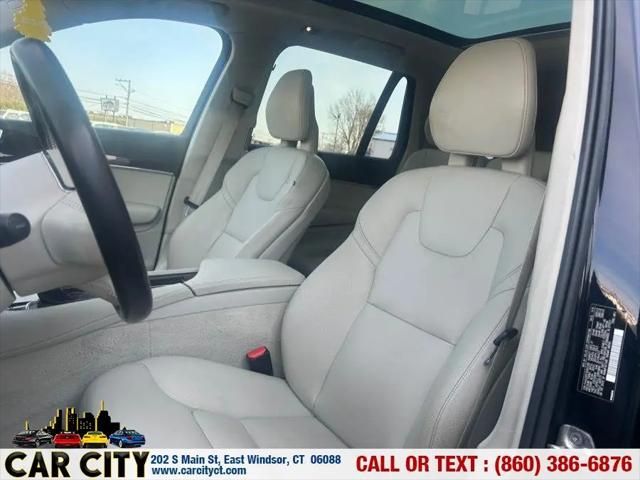 2016 Volvo XC90 T6 Momentum