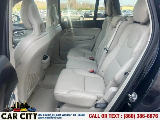 2016 Volvo XC90 T6 Momentum