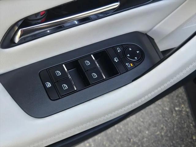 2025 Mazda X-90 3.3 Turbo Premium Plus Package