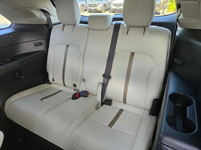 2025 Mazda X-90 3.3 Turbo Premium Plus Package