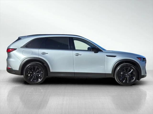 2025 Mazda X-90 Premium Sport