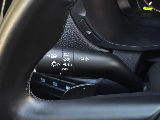 2025 Mazda X-90 Premium Sport