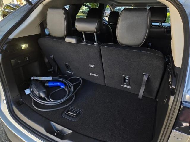 2025 Mazda X-90 Premium Sport