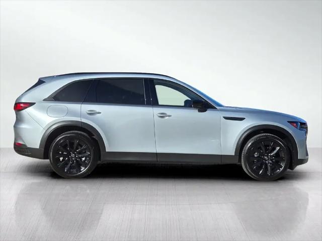 2025 Mazda X-90 Premium Sport