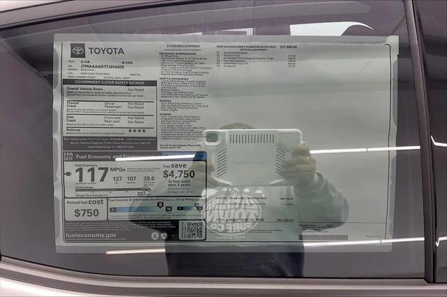 2026 Toyota C-HR SE