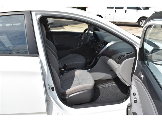 2015 Hyundai Accent GLS