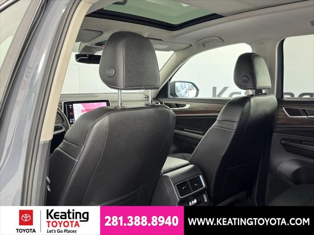 2025 Volkswagen Atlas 2.0T SEL