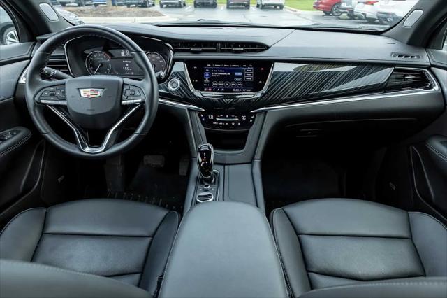 2023 Cadillac XT6 AWD Premium Luxury