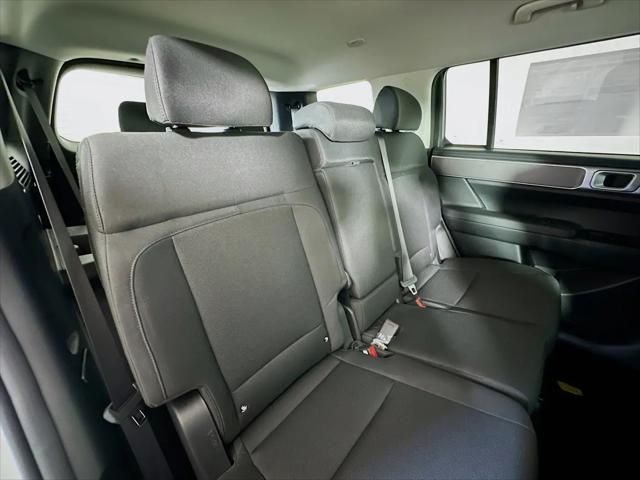 2026 Hyundai Santa Fe SE