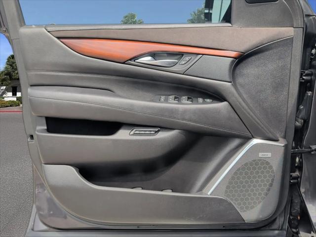 2017 Cadillac Escalade Premium Luxury