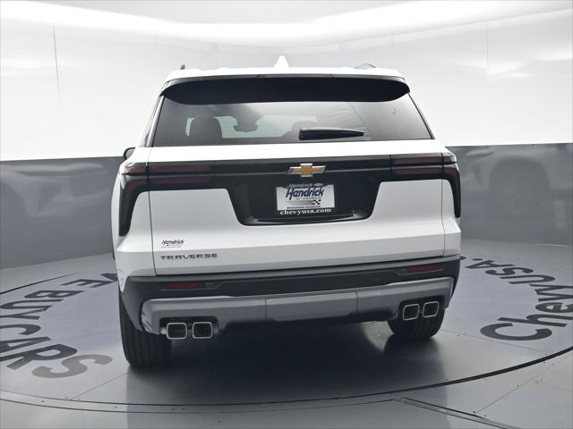 2026 Chevrolet Traverse FWD LT