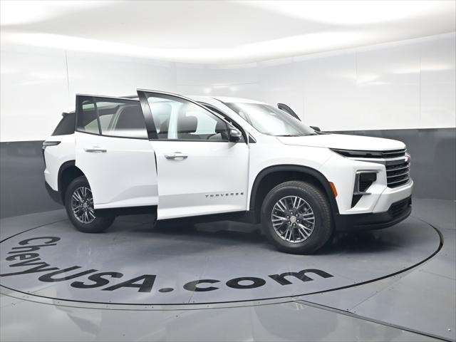 2026 Chevrolet Traverse FWD LT