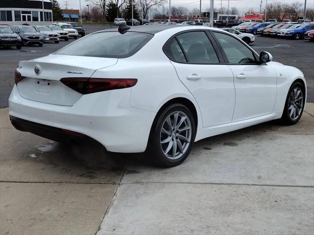2022 Alfa Romeo Giulia Ti AWD