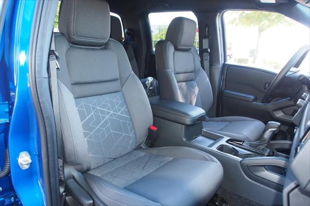2026 Nissan Frontier Crew Cab SV 4x2