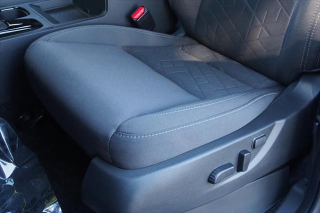 2026 Nissan Frontier Crew Cab SV 4x2