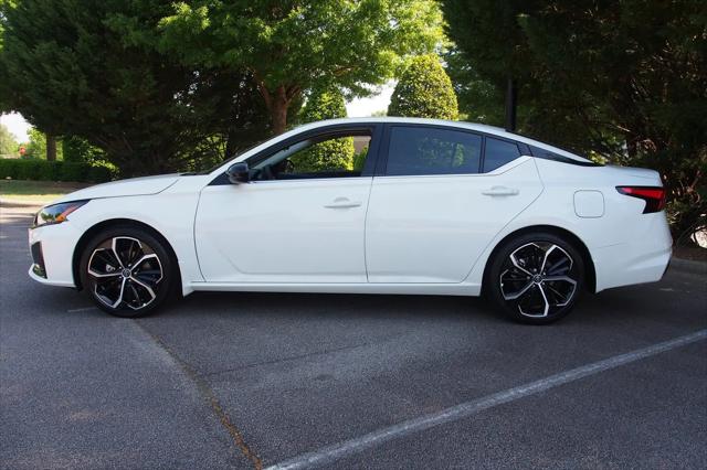 2026 Nissan Altima SR FWD