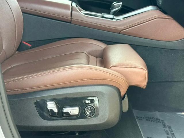 2021 BMW X6 M50i