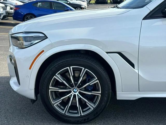 2021 BMW X6 M50i