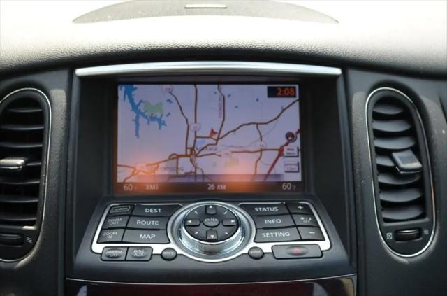 2017 INFINITI QX50 Standard