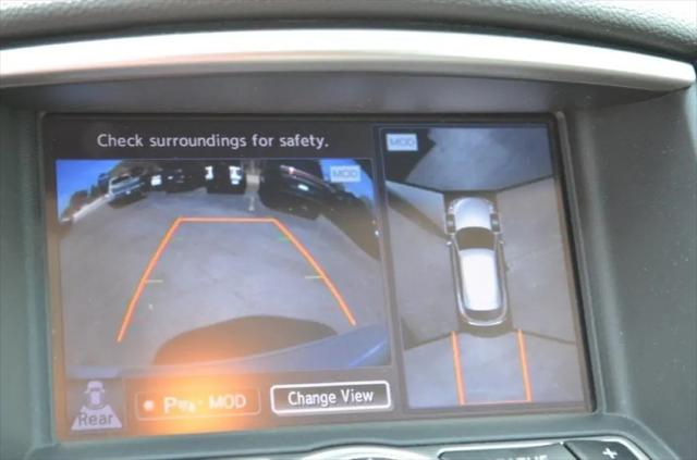 2017 INFINITI QX50 Standard