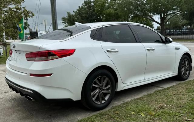 2020 Kia Optima LX