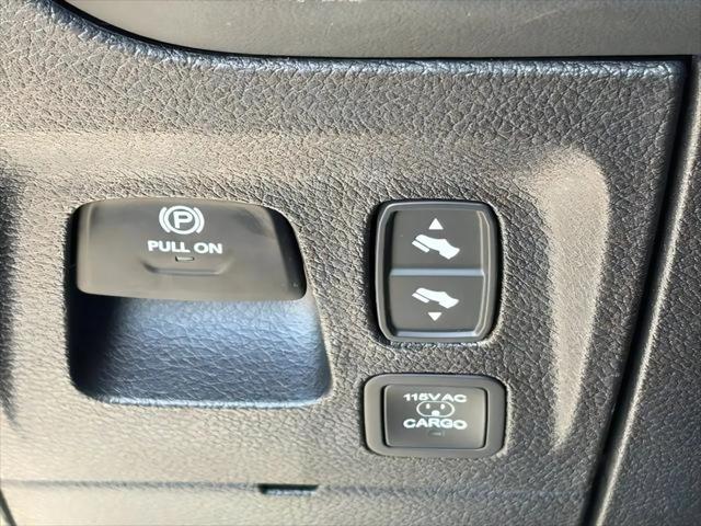 2026 Ram 1500 Limited Crew Cab 4x4 57 Box
