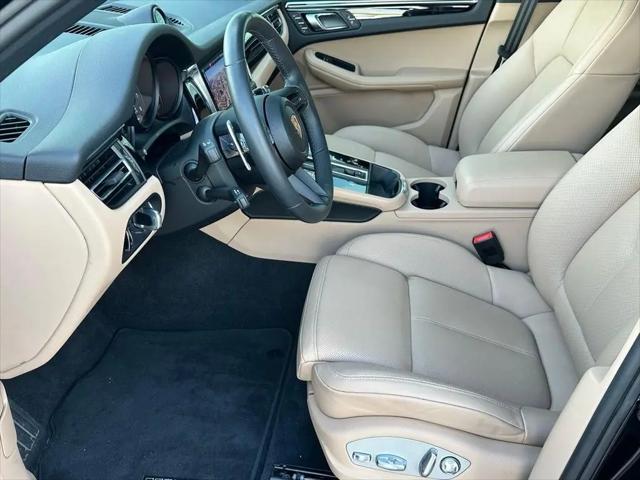 2025 Porsche Macan Macan