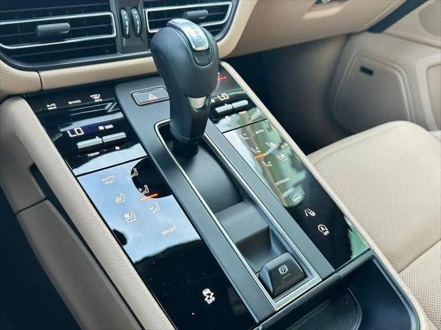 2025 Porsche Macan Macan