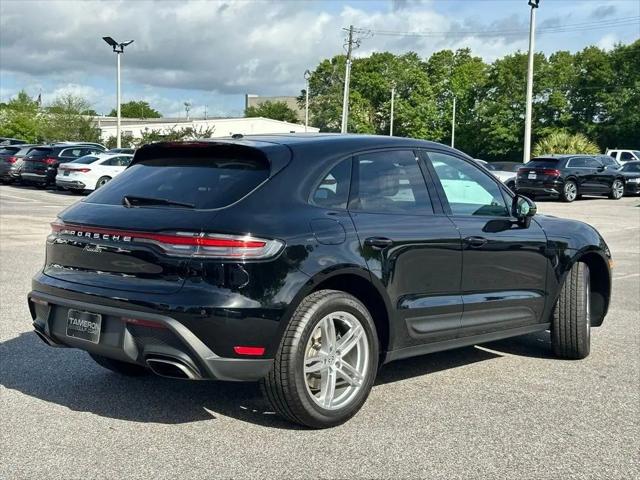 2025 Porsche Macan Macan