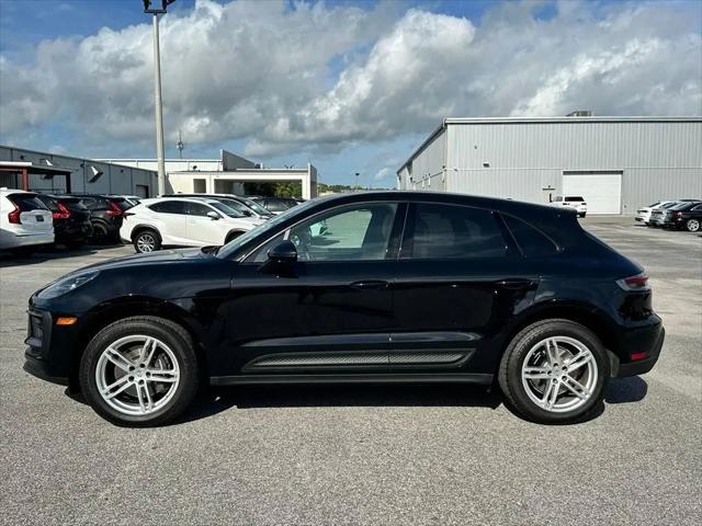 2025 Porsche Macan Macan