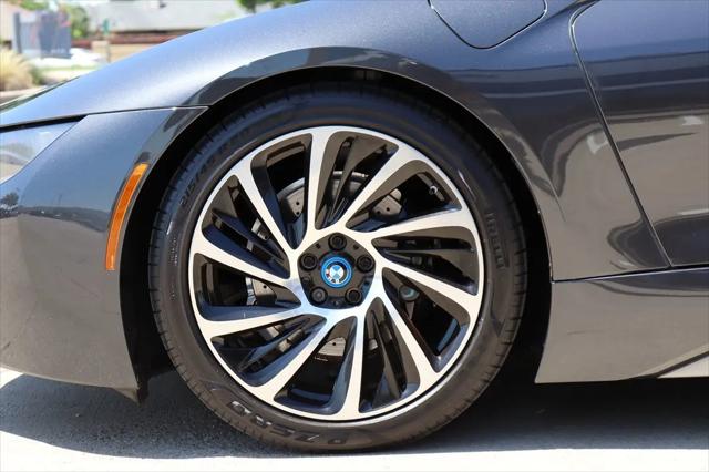 2015 BMW i8 Coupe
