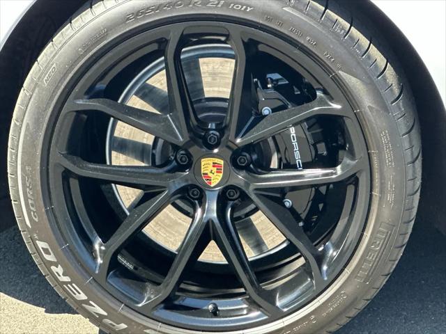 2025 Porsche Macan GTS