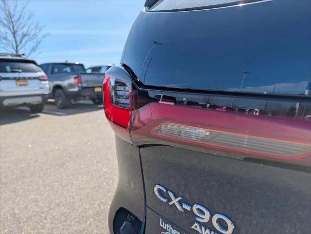 2024 Mazda X-90 3.3 Turbo Select
