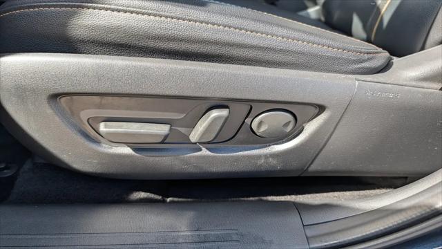 2024 Mazda X-90 3.3 Turbo Select