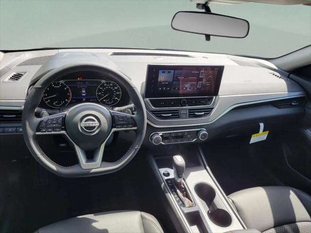 2026 Nissan Altima SR FWD
