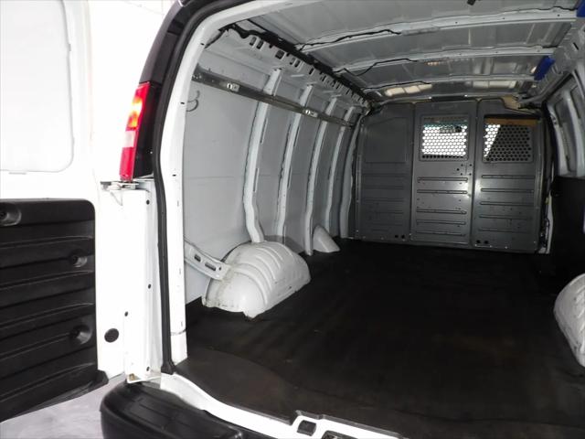 2021 Chevrolet Express Cargo Van RWD 2500 Regular Wheelbase WT