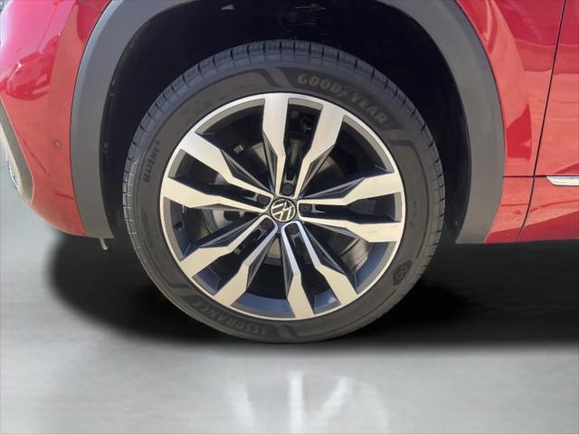 2023 Volkswagen Atlas Cross Sport 3.6L V6 SEL Premium R-Line