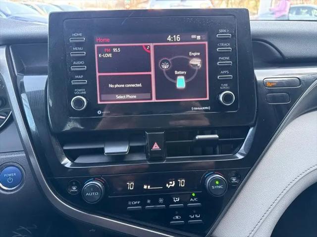 2021 Toyota Camry SE Hybrid