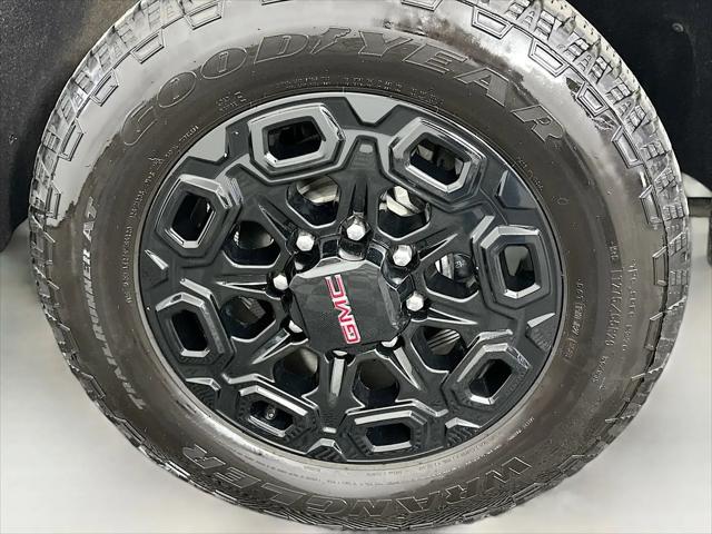 2022 GMC Sierra 2500HD 4WD Crew Cab Standard Bed AT4
