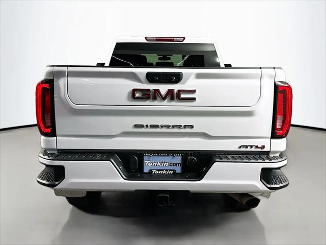 2022 GMC Sierra 2500HD 4WD Crew Cab Standard Bed AT4