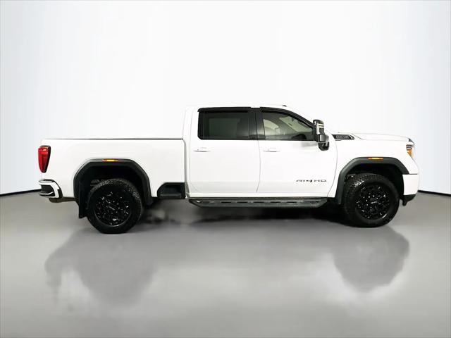 2022 GMC Sierra 2500HD 4WD Crew Cab Standard Bed AT4